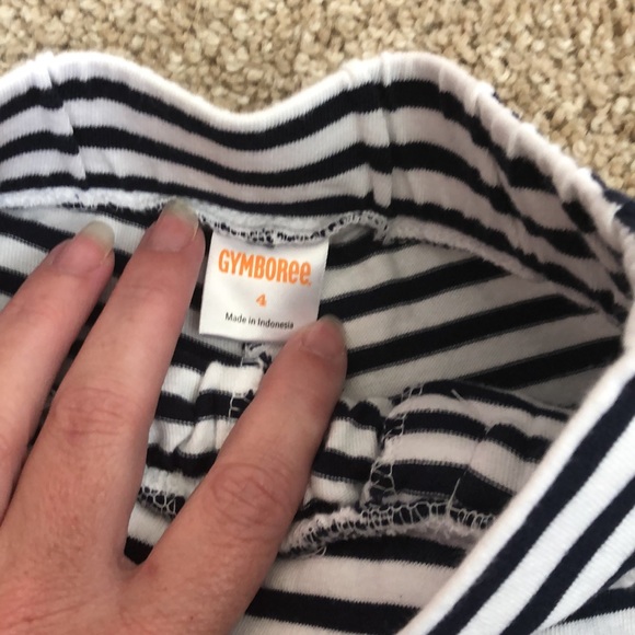 Gymboree size 4 Girls skort nay & White striped - Picture 5 of 6